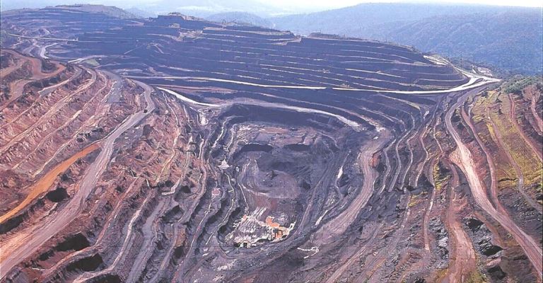 Empresas de mineração faturaram no ano passado 36% a mais que em 2019