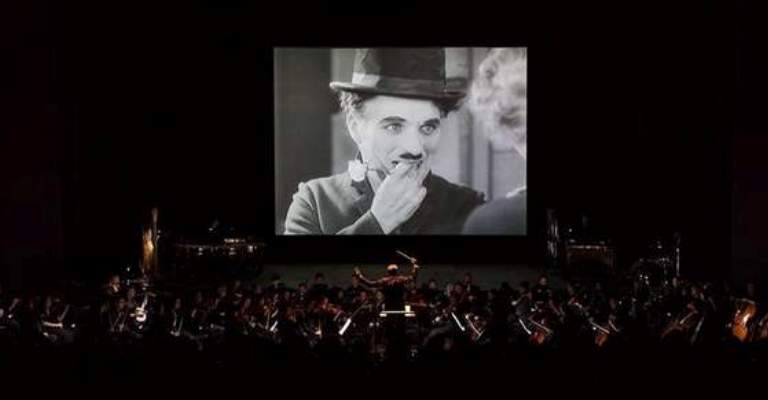 Orquestra apresenta filme-concerto com obra de Chaplin