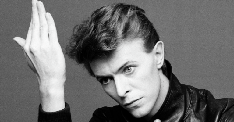 Documentário da BBC vai exibir canções raras de David Bowie