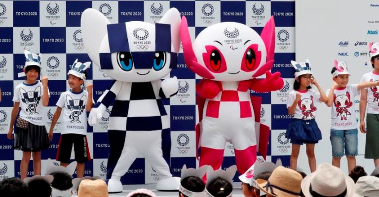 Tóquio 2020 apresenta os dois mascotes oficiais dos jogos