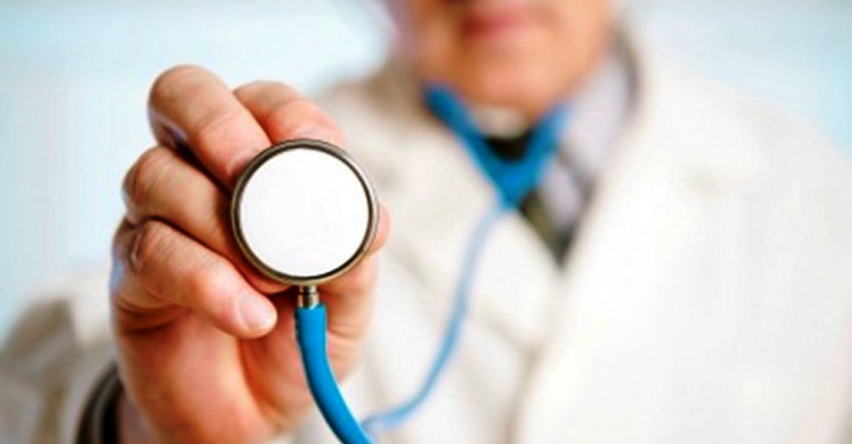 Ministério da Saúde abrirá seleção para médicos brasileiros