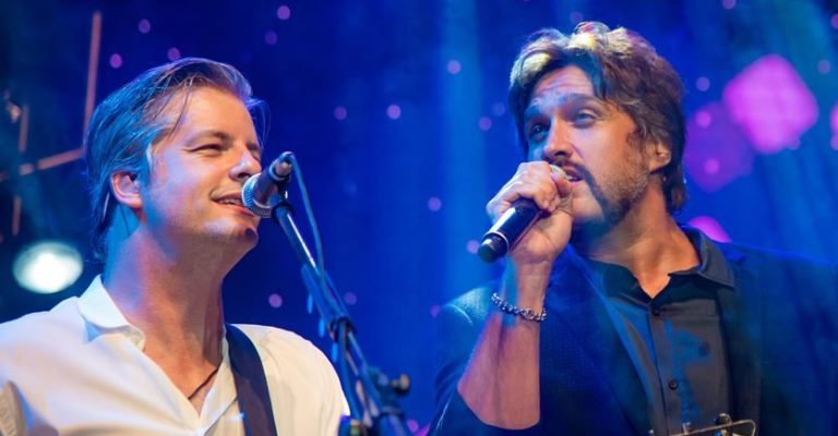 Victor & Leo lançam novo single “Solidão a Dois”