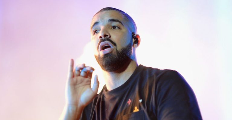 Drake canta remix em português com MC Kevin O Chris
