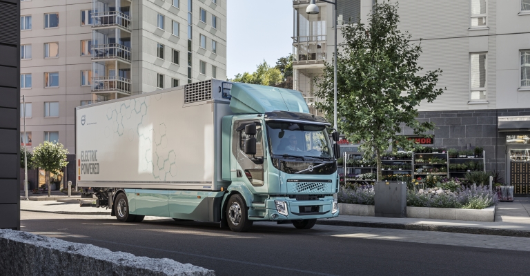 Volvo inicia vendas de caminhões elétricos para transporte urbano na Europa