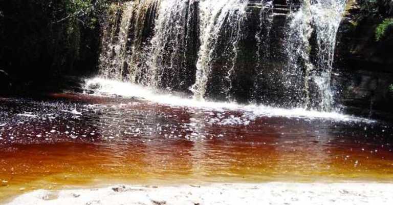 Parque Estadual do Ibitipoca ganha trilha sustentável com três novas atrações