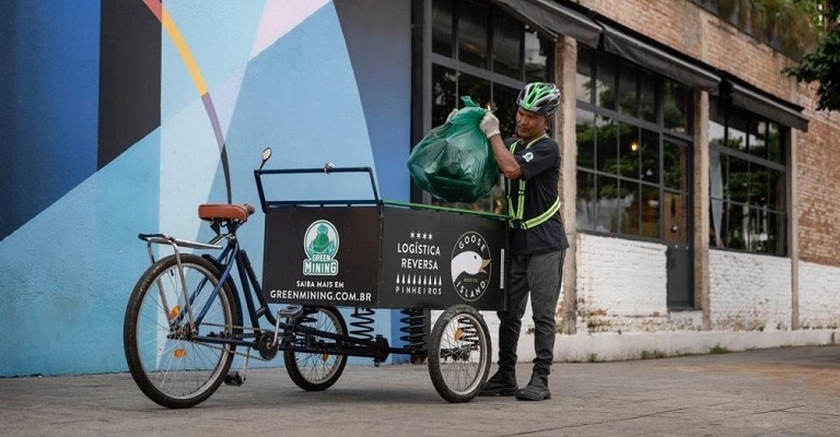 Startup brasileira apresenta na Bélgica solução para descarte ilegal de lixo após escândalo europeu
