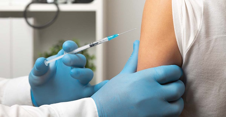 Começa vacinação contra a gripe em todo o país