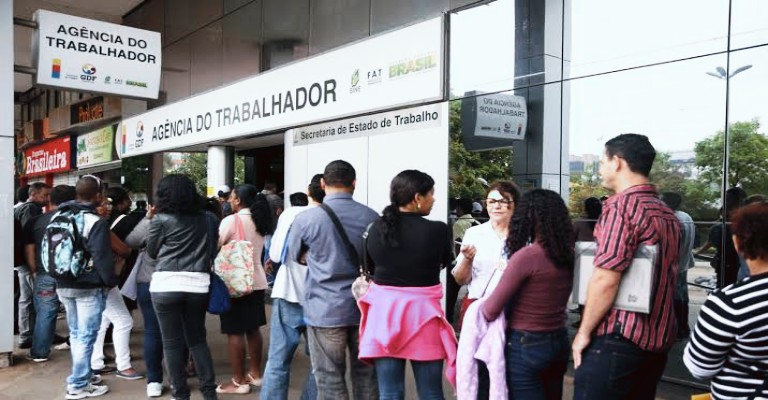 Medo do desemprego é crescente entre os brasileiros, aponta CNI