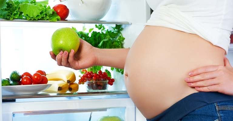 Dicas de alimentação na TPM, gravidez e menopausa